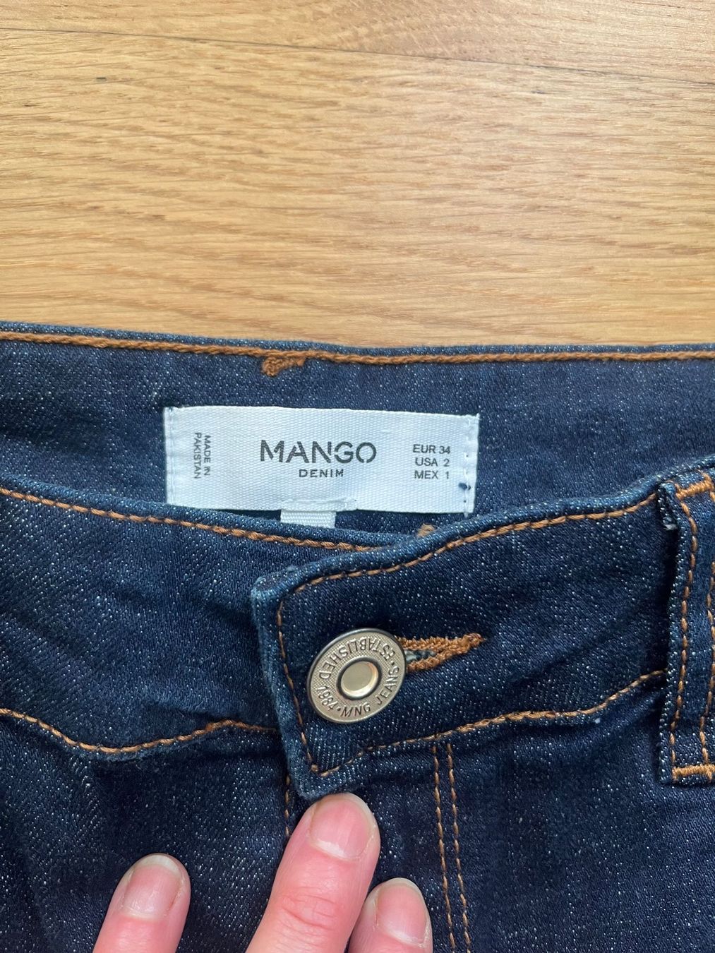 Mango Jeans: Mango Boyfriend-Jeans (Gr. 34) – Nuovo (secondo la descrizione) da Zürich venduto da east_on 1