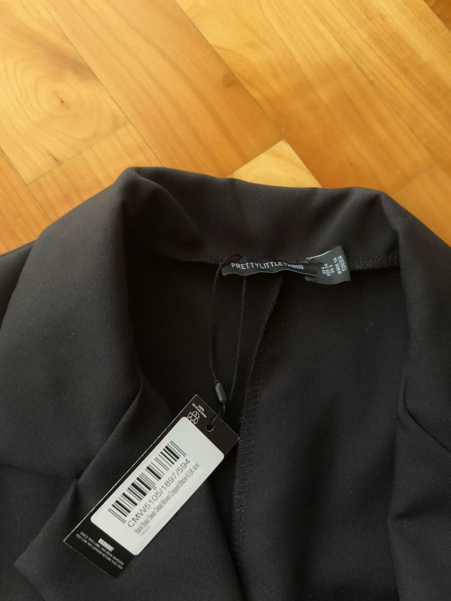 Giacche: Schicker, kurzer Blazer von PrettyLittleThing, Gr. 34 – Nuovo (secondo la descrizione) da Lachen SZ venduto da ali_5xw5 1