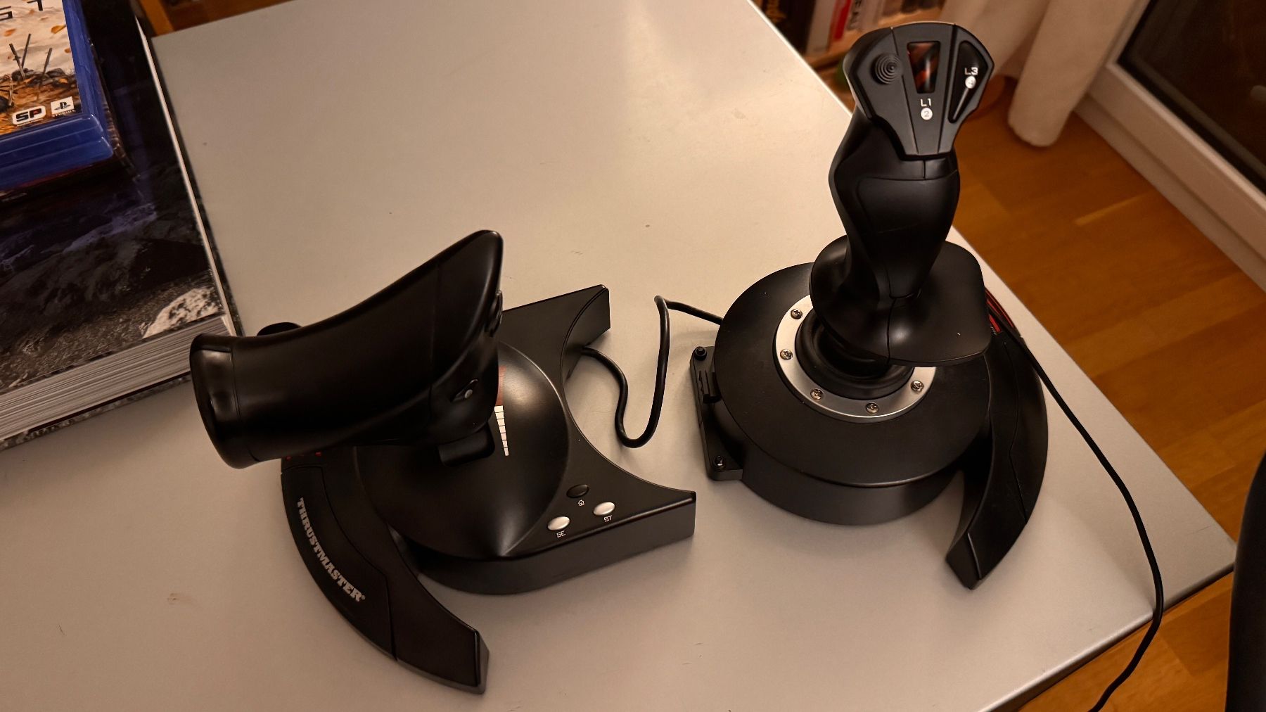 Thrustmaster Controller: Thrustmaster T-Flight Hotas X USB Flight Stick – Usato da Basel venduto da inf_82cc 1
