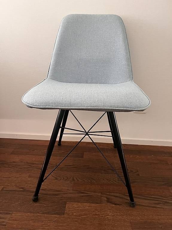 Chaises: Stuhl hellblau – D'occasion à Bern par Guggibern
