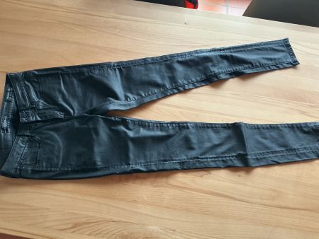 Guess Hose Jegging Mid ultra skinny Gr. US 27