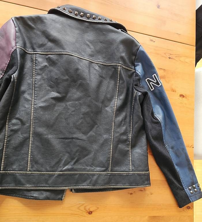 Jacken: Desigual Mickey Maus Jacke Gr. 44 – Gebraucht aus Wittenbach von Handfest 4