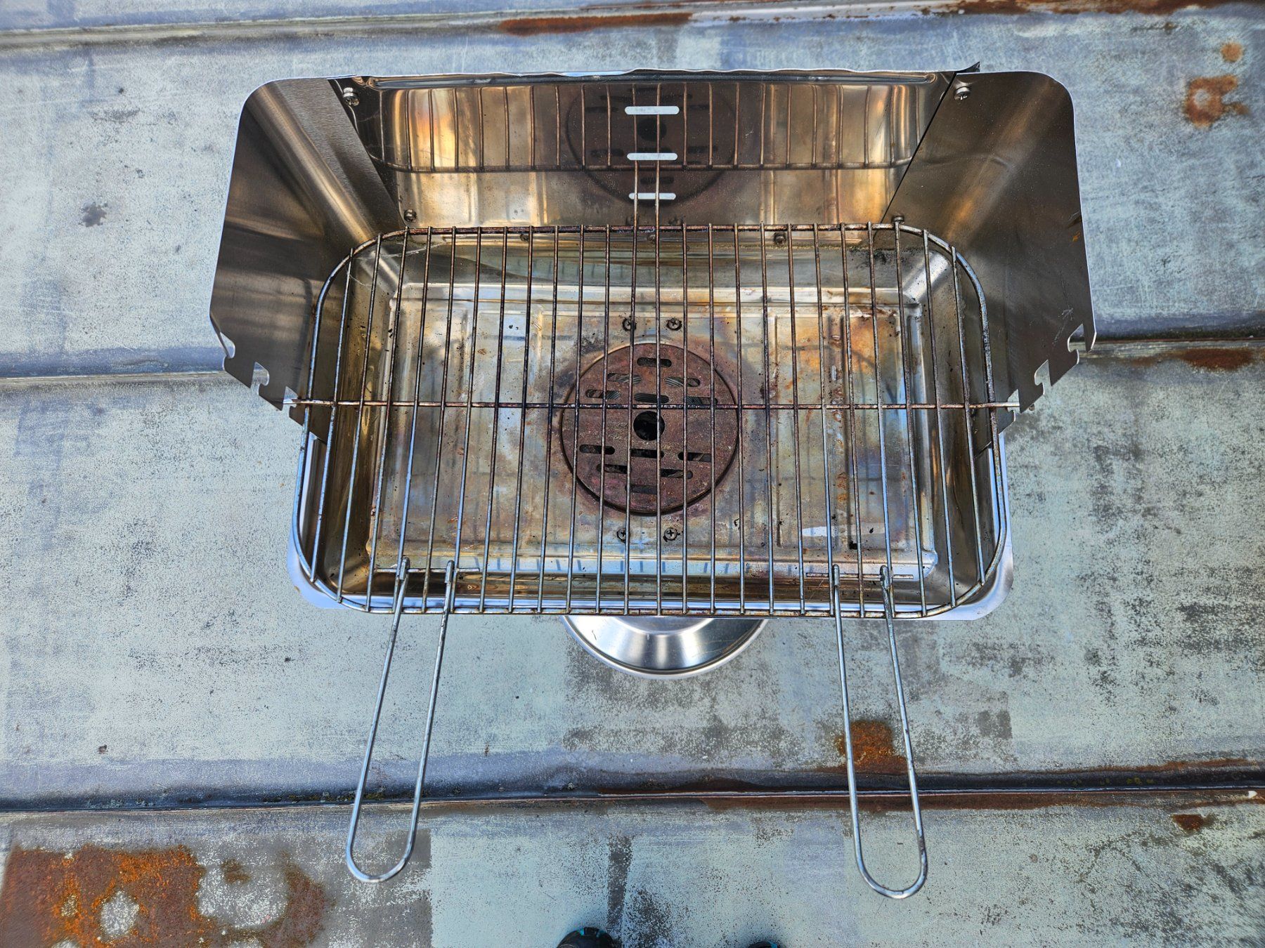 Griglie: Holzkohlegrill Edelstahl – Usato da Herisau venduto da Markie7 1