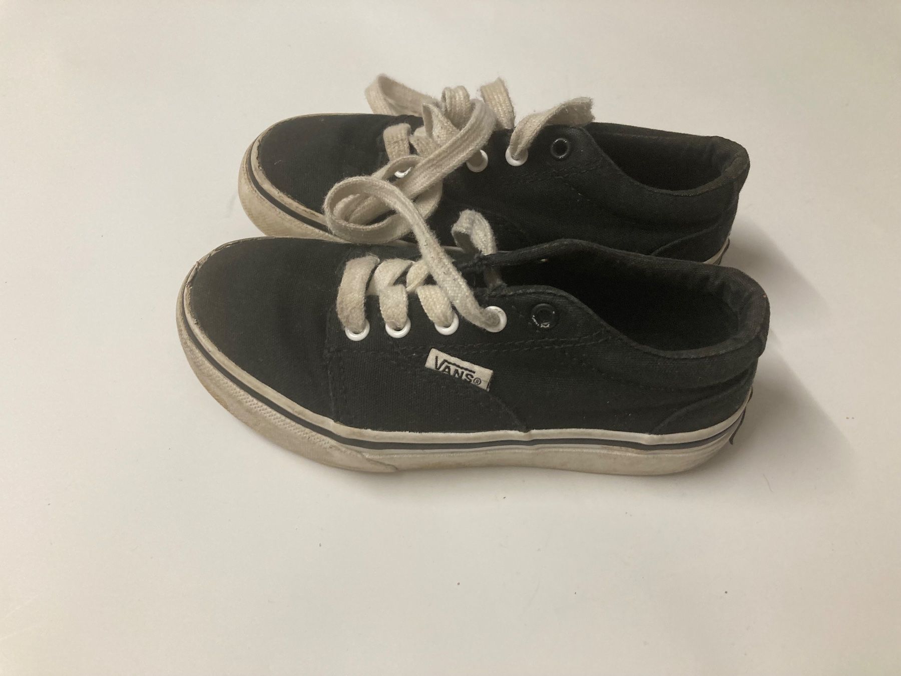 Vans Scarpe da uomo: Coole schwarze Vans Gr 27.5 – Usato da Lupsingen venduto da Butzelma
