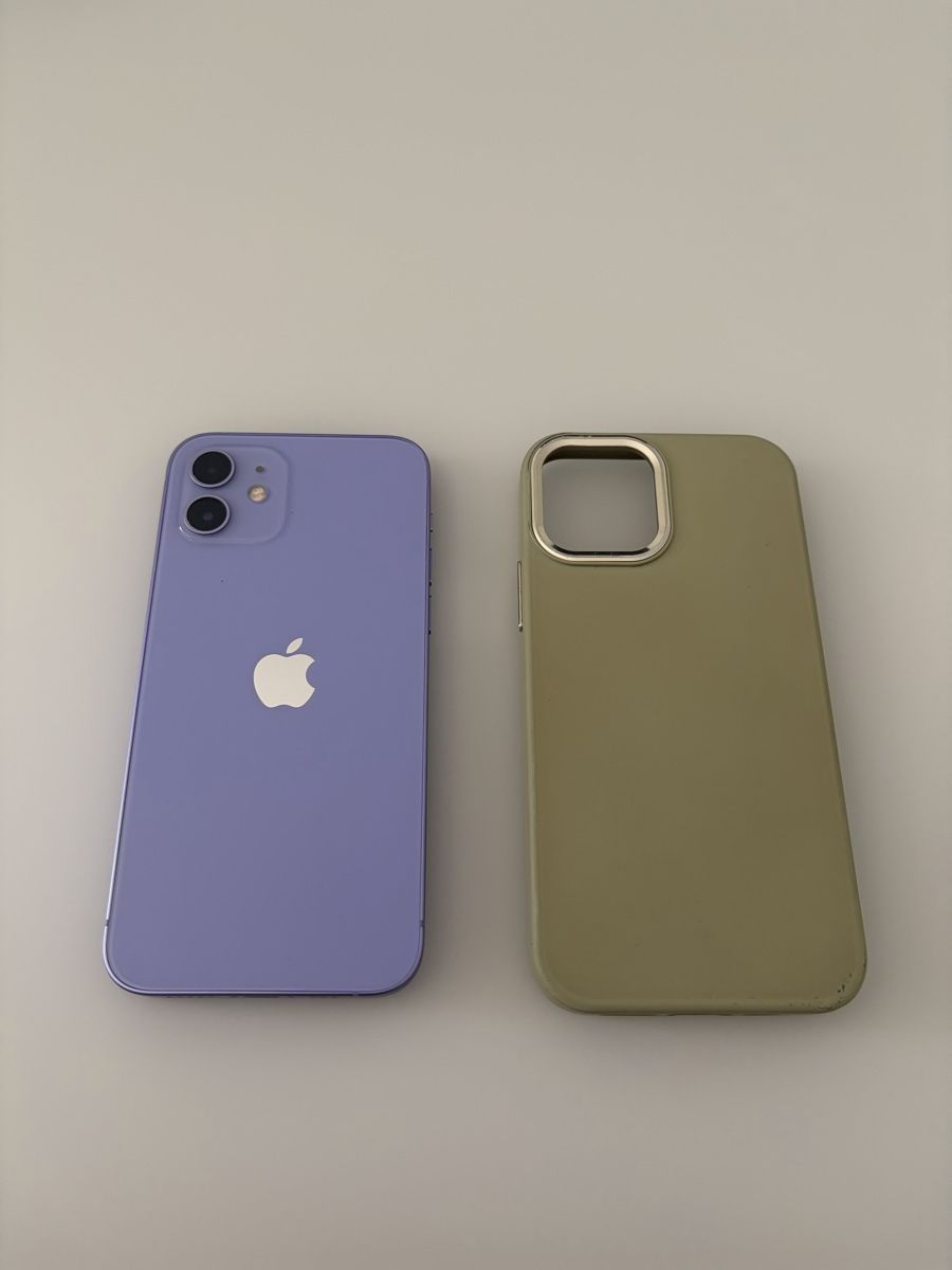 Apple Telefoni cellulari / Smartphones: iPhone 12, purple, 128GB, incl. case – Usato da Strengelbach venduto da Taske2 1