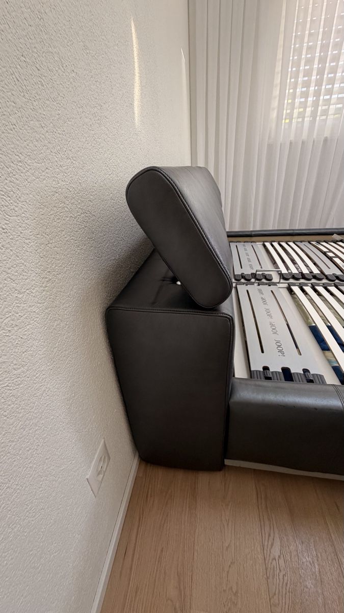 Betten: Lederbett  – Gebraucht aus Full-Reuenthal von naj_t2sk 2
