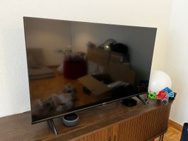Hisense 43’’ 43E77NQ QLED TV – Like New