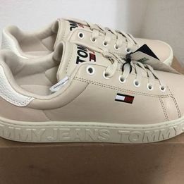 Tommy Hilfiger Scarpe da uomo: Neu Eingetroffen, Sneakers von Tommy Hilfiger – Nuovo (secondo la descrizione) da Gränichen venduto da inf_hm8t