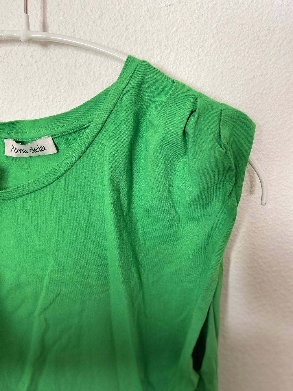 T-Shirts: Joli T-shirt neuf, eco-friendly – Neu (gemäss Beschreibung) aus Cully von FranVey 1
