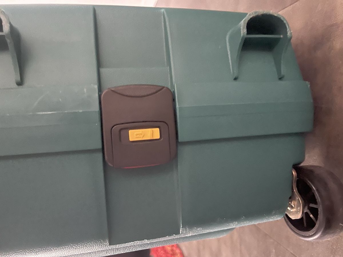 Reisekoffer: Schalenkoffer klein grün – Gebraucht aus Dörflingen von Benz63 5