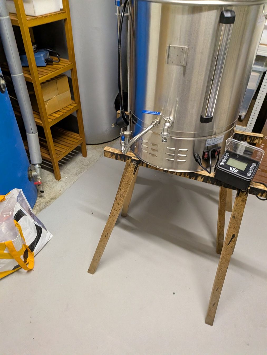 Pentole: A vendre système de brassage all in one 70L – Usato da Ecuvillens venduto da Moucebru 6