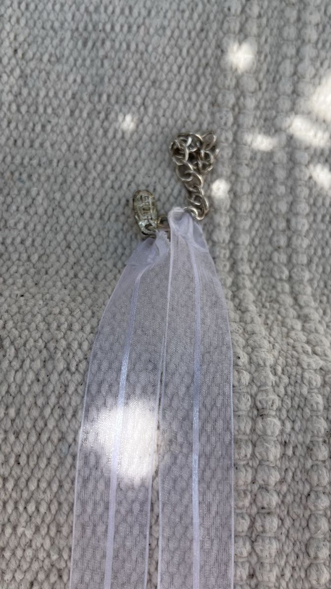 Catenine: VINTAGE SILVER FINISH EUCALYPLUS LEAF SATIN CHOKER BY SAOYA – Usato da Lugano venduto da yul_fhg2 7