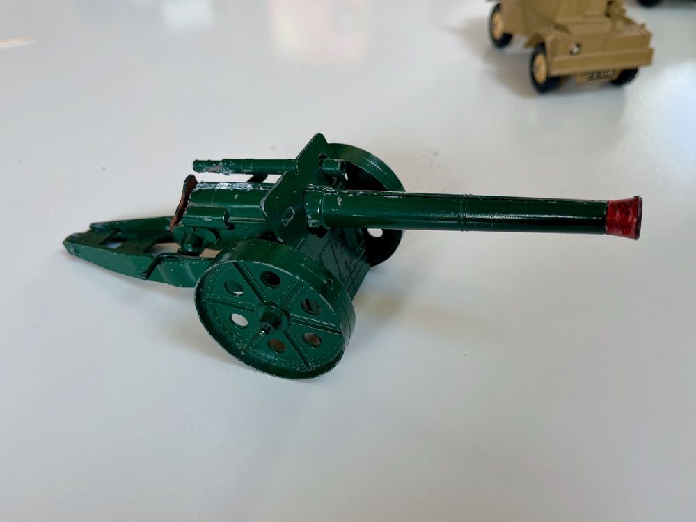 Britains Jouets: BRITAINS Nr. 1264 Naval Gun WW1 Kanone Metall – D'occasion à Zürich par StuffatZH8