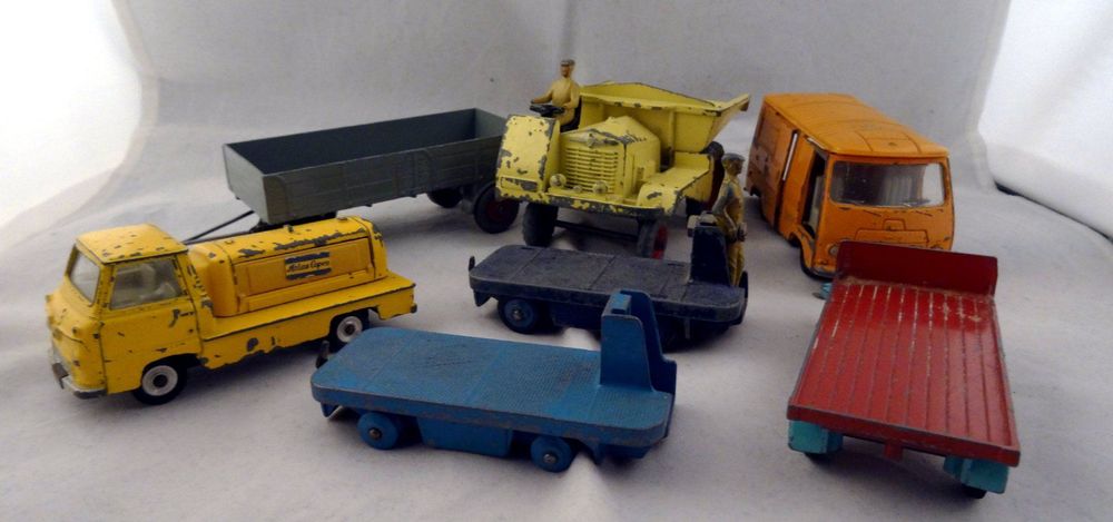 Dinky Toys - 1:48 - 3x Remorques - 1x Caja de señales de - Catawiki