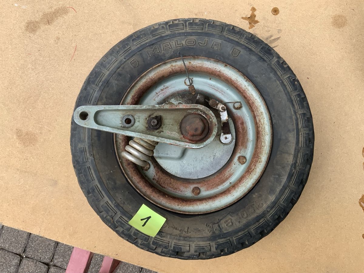 Vespa Pneus & Roues: Räder Piaggio (Vespa) – D'occasion à Magden par rom_5zrl 4