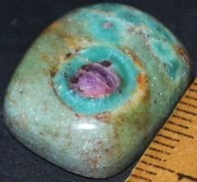 Cabochon L-2695 – Rubin Fuchsit -21x17mm