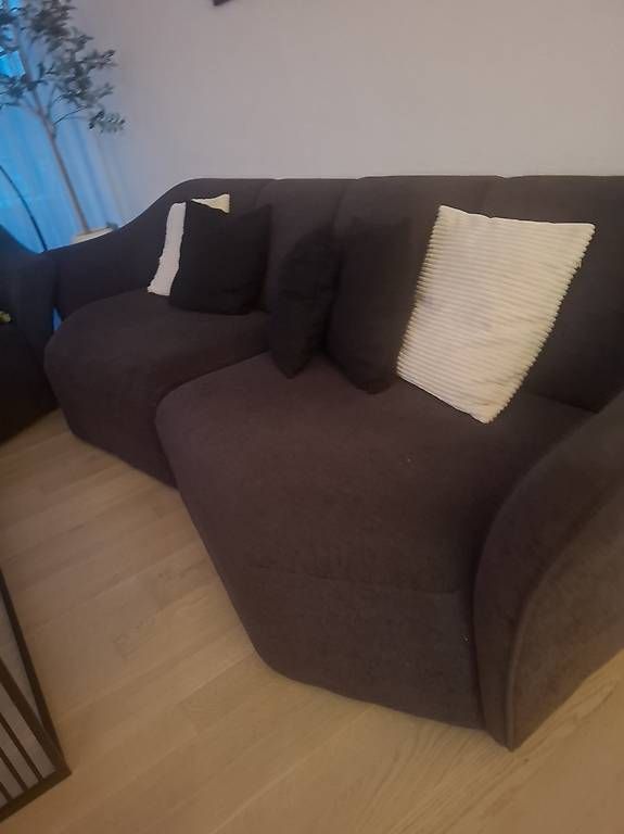 Sofas: 2 mal 4er sofas – D'occasion à reiden par drenusha02 3