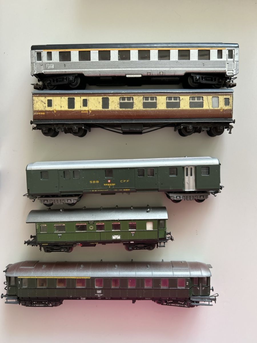 Modelleisenbahnen: Wagons HO model réduit – Gebraucht aus Veytaux von ccristina 3
