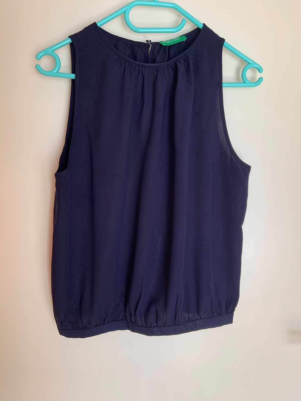 Benetton Tops: Petit haut Benetton – Gebraucht aus Ecublens VD von timily 1