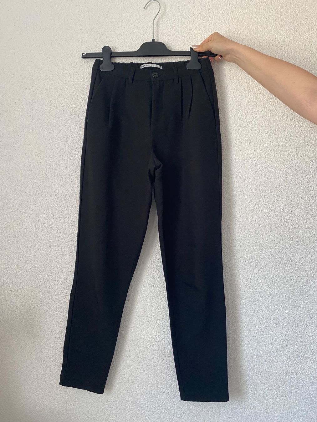 Only Pantaloni: Hose – Usato da Menznau venduto da cle_j2js