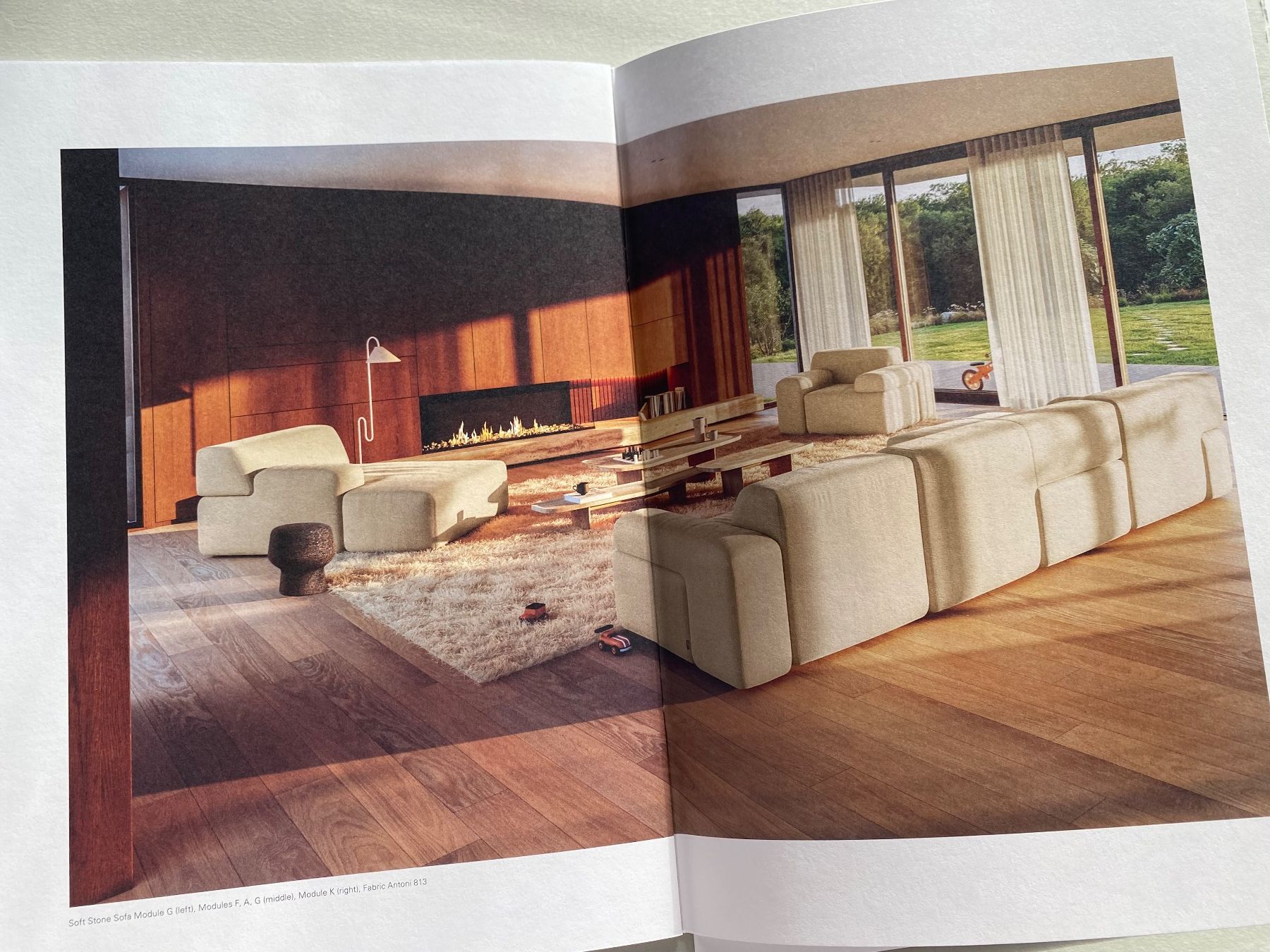 Bücher: ClassiCon  Product Catalogs Set – Neu und originalverpackt aus Zürich von lesgarcons 3