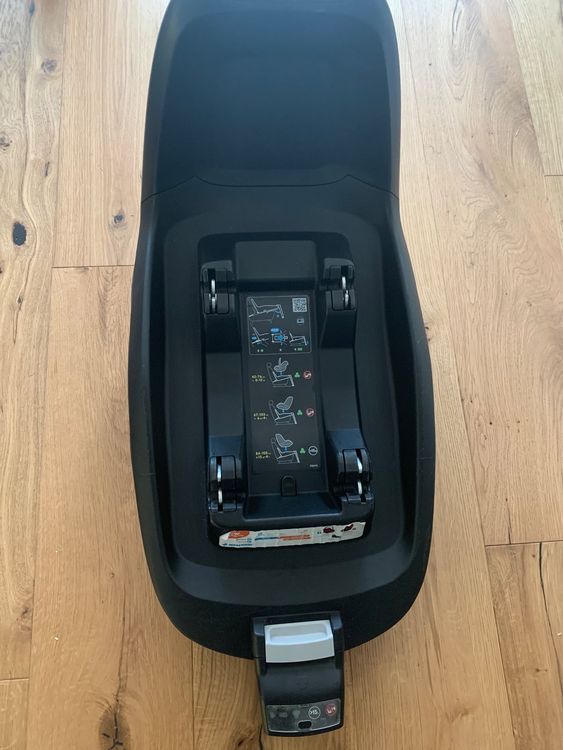 Maxi-Cosi Sièges auto: Maxi Cosi Pebble+ und Isofix-Station 2wayFix – D'occasion à Ebikon par Dorfschmid 3
