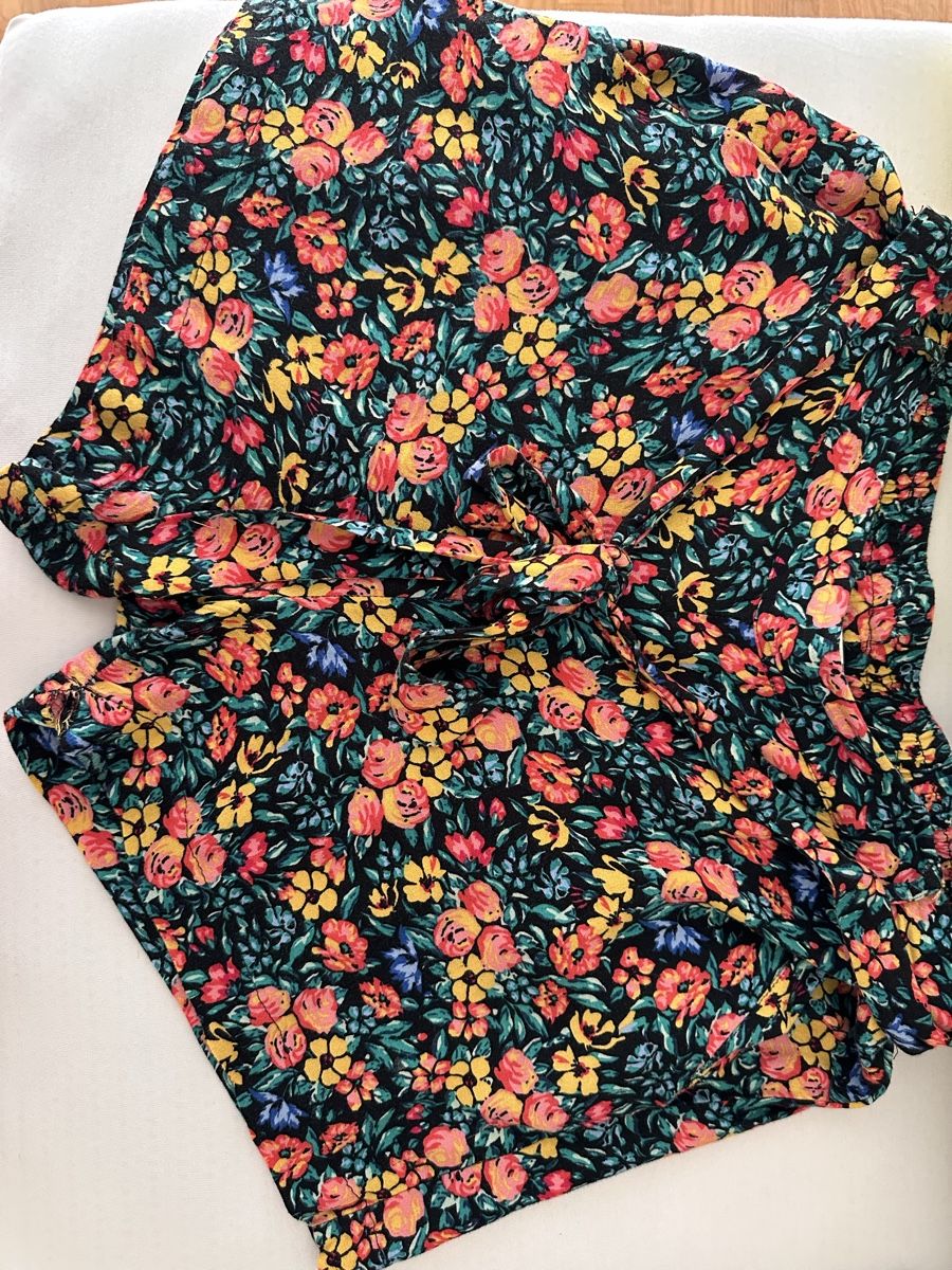 Hosen: Sommershorts Zalando – Gebraucht aus Erlinsbach SO von dikaan 3