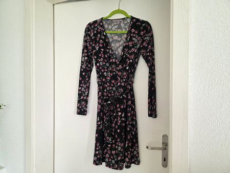 Jersey-Kleid von Anna Field, ca. Gr. 38
