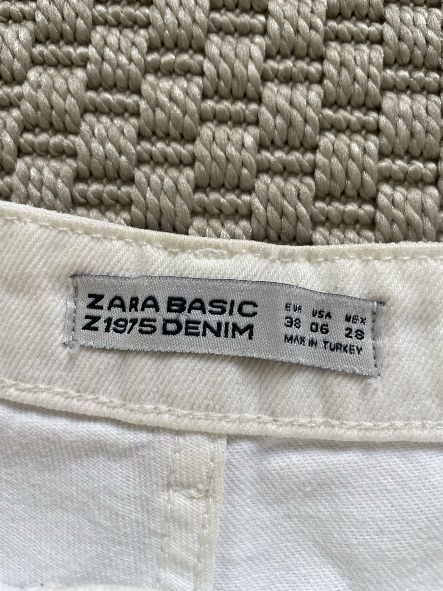 Zara Jeans: Zara kurze Jeans Shorts, Gr. 38 – Usato da Zürich venduto da katidust 1