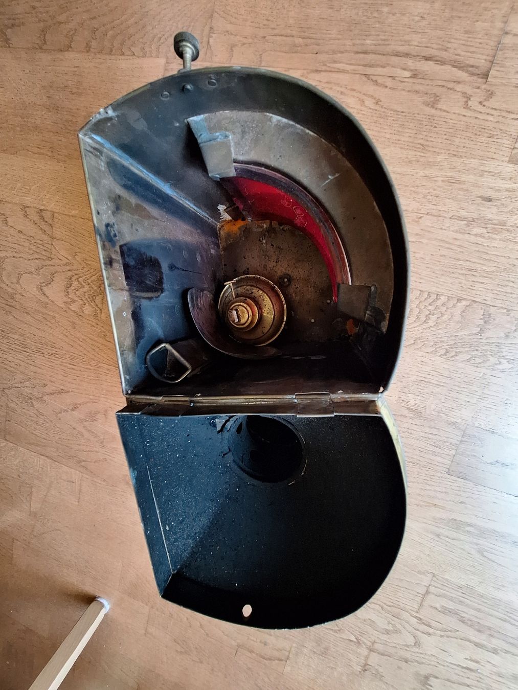 Lampade: Antike Schifflampe – Usato da Genolier venduto da Antoine30 3