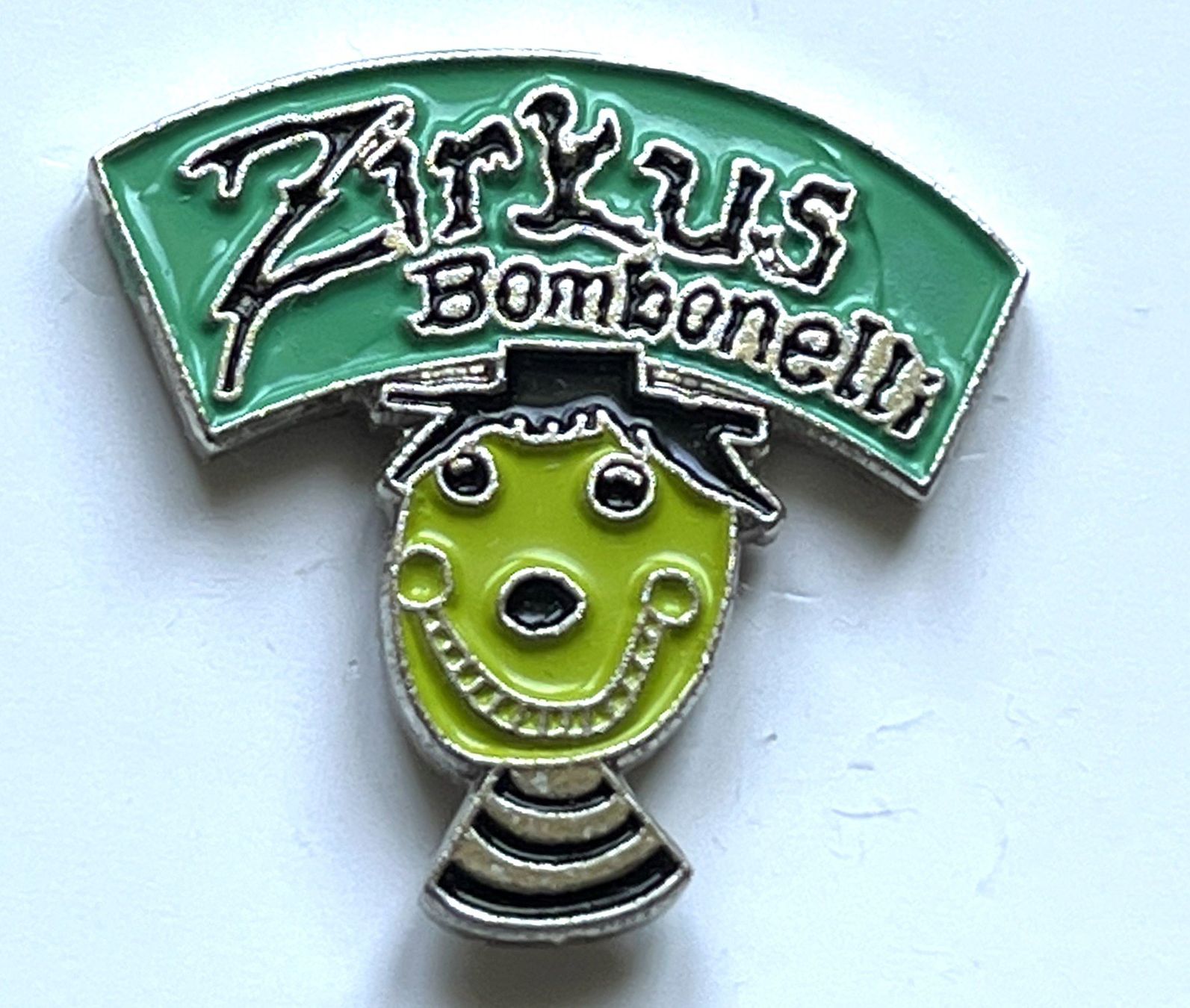 Placchette & Badge: Pin Zirkus Bombonelli – Usato da Kriens venduto da TSCH1