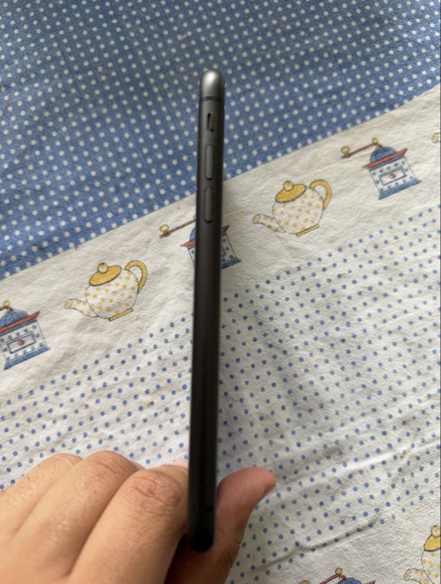 Apple Telefoni cellulari / Smartphones: iPhone 11, 64GB – Usato da Saland venduto da leachim93 3