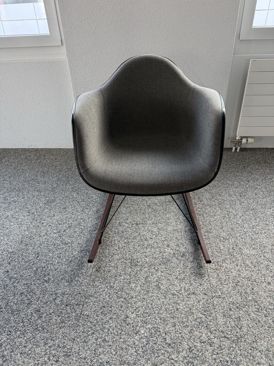 Eames Sedie: Eames Plastic Chair RE RAR (original) – Usato da Boppelsen venduto da ToPf11