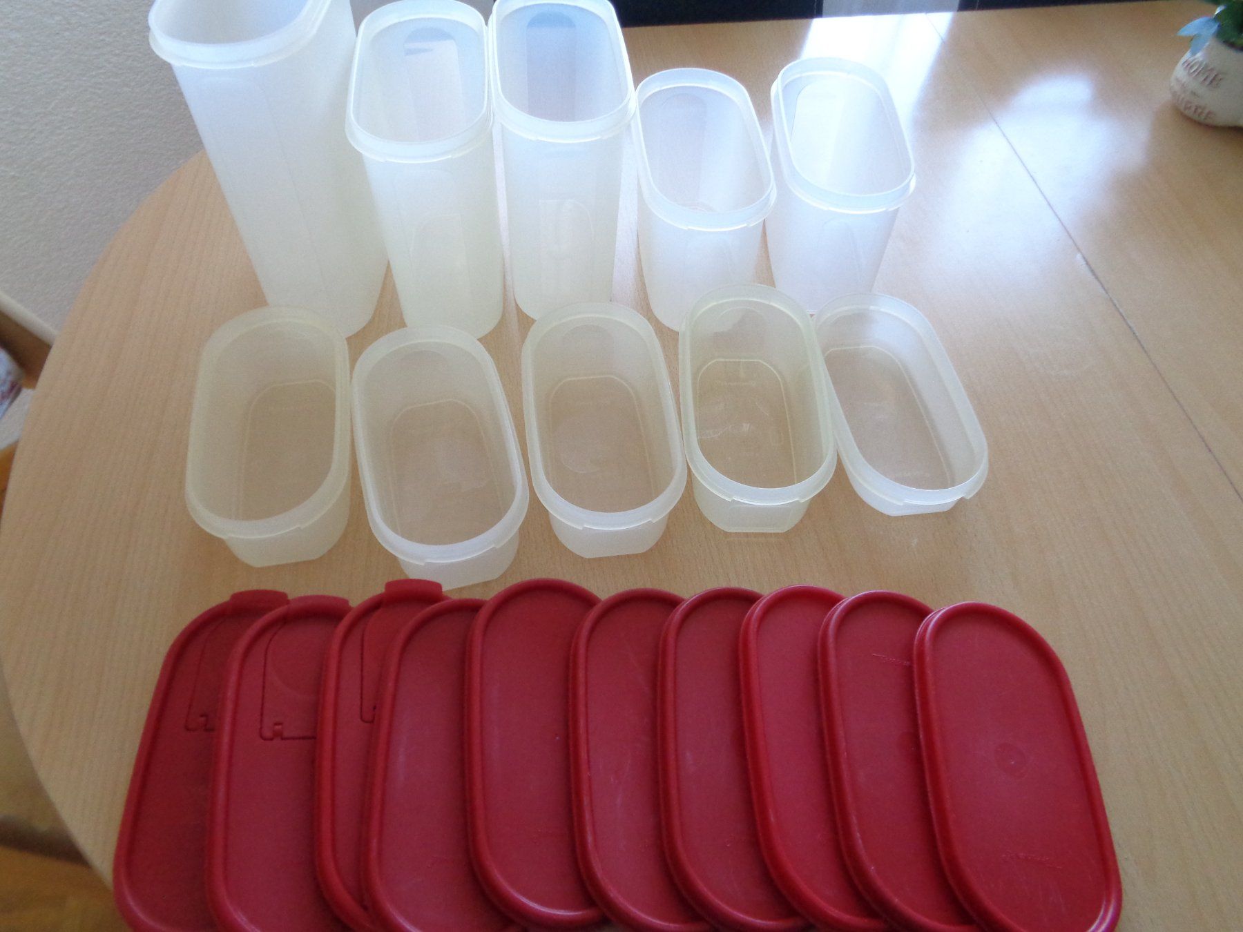 Tupperware Recipients et similaires: Tupperware 10 Vorratsdosen – D'occasion à Dietikon par chroetli77 1
