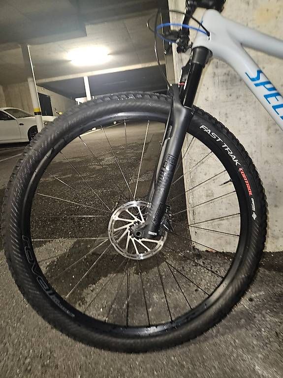 Velos: Specialized Epic Hardtail Comp 2019 – Gebraucht aus Savosa von DaniCari 4