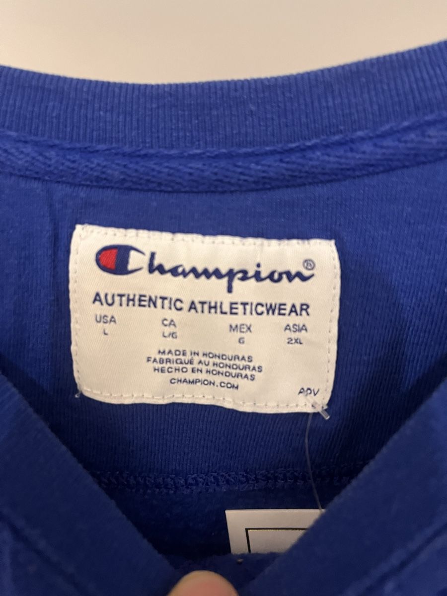 Champion Maglioni & Felpe: Champion Vintage Sweater Gr. L – Usato da Pfäffikon ZH venduto da Restore-Me 1