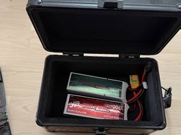  LiPo 4S 14.8V 3300mAh / 3800mAh + Lipo Koffer