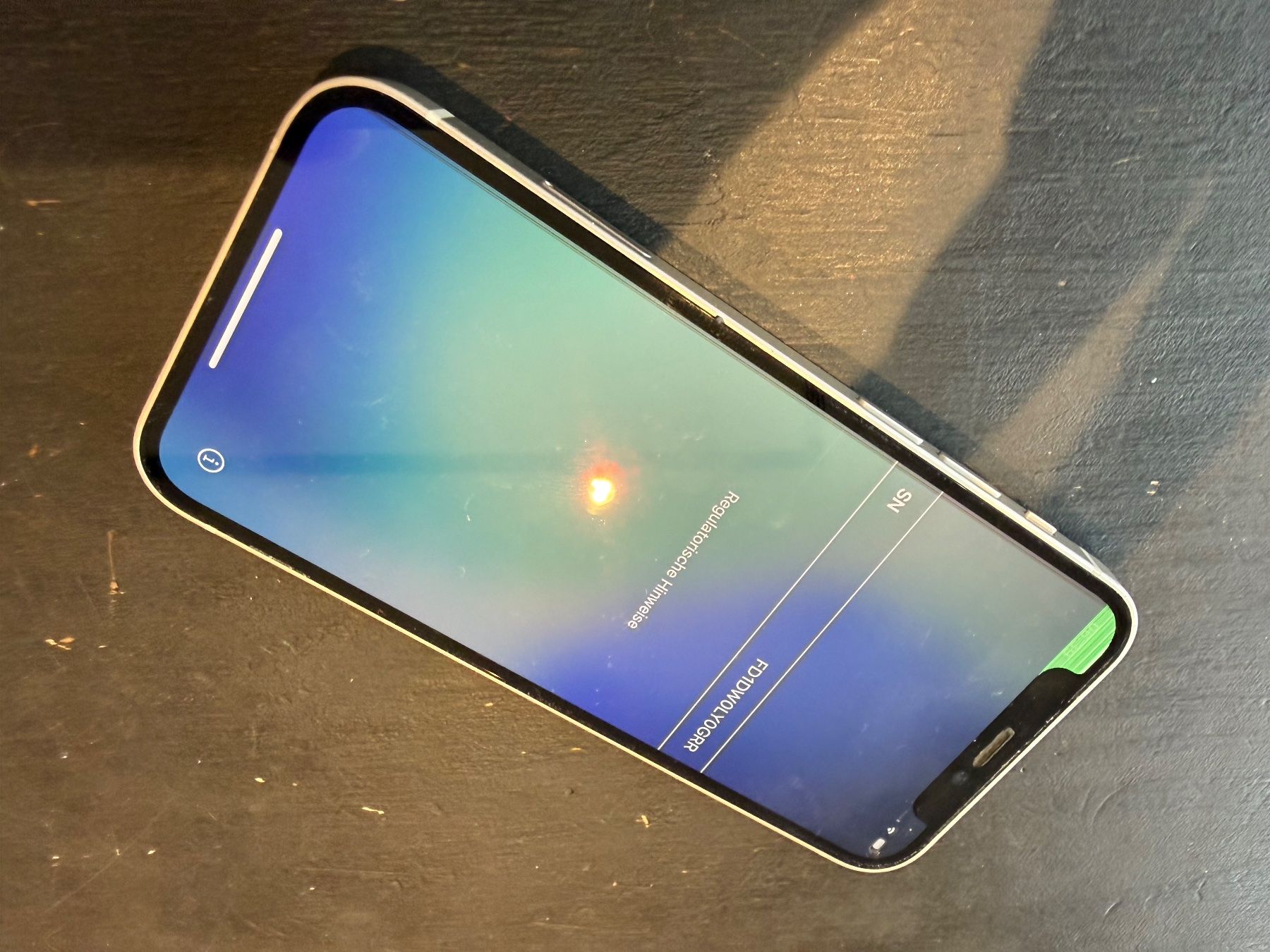 Apple Telefoni cellulari / Smartphones: iPhone 12 mini 256GB weiss – Difettoso da Siebnen venduto da icrservicesolutions