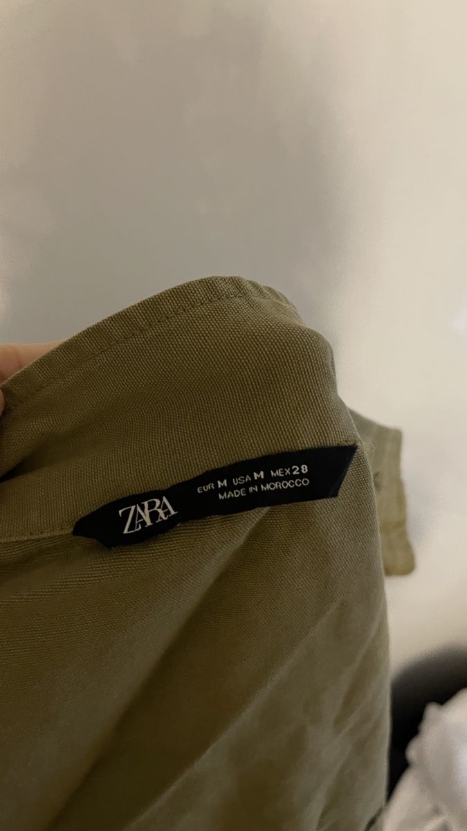 Zara Giacche: Olivgrüne Jacke von Zara – Nuovo (secondo la descrizione) da Lausen venduto da sim_hgp6 2