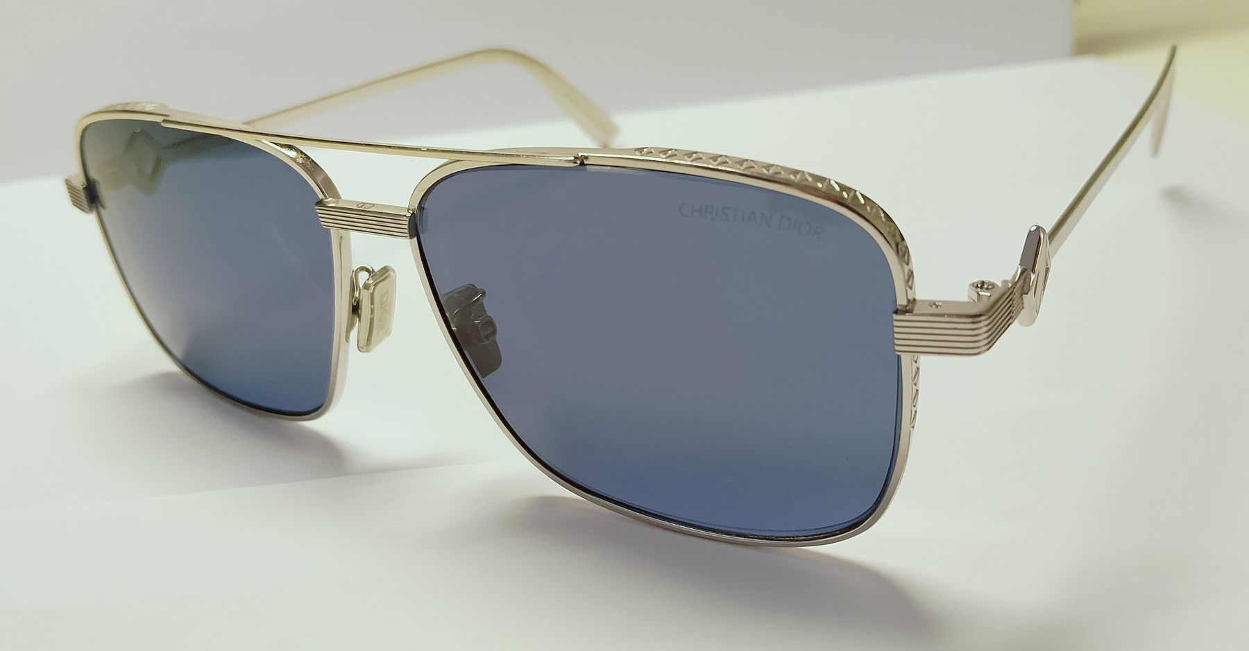 Dior Occhiali & Lenti: Christian Dior Vintage Sonnenbrille  – Usato da Biel/Bienne venduto da Vintage-timearts