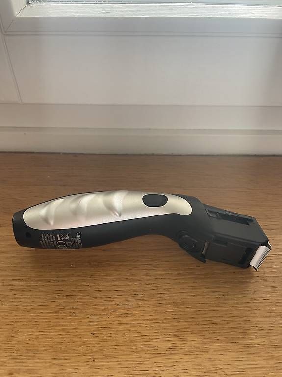Remington Coupe: Remington Mb320c Trimmer – D'occasion à Basel par Pia.Mi 3
