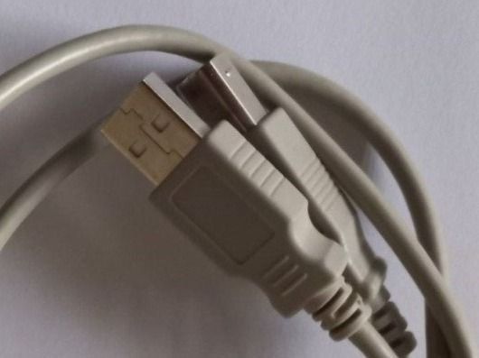 USB Sticks: USB-A auf USB-B Kabel neu – D'occasion à Winistorf par acreativ4 1