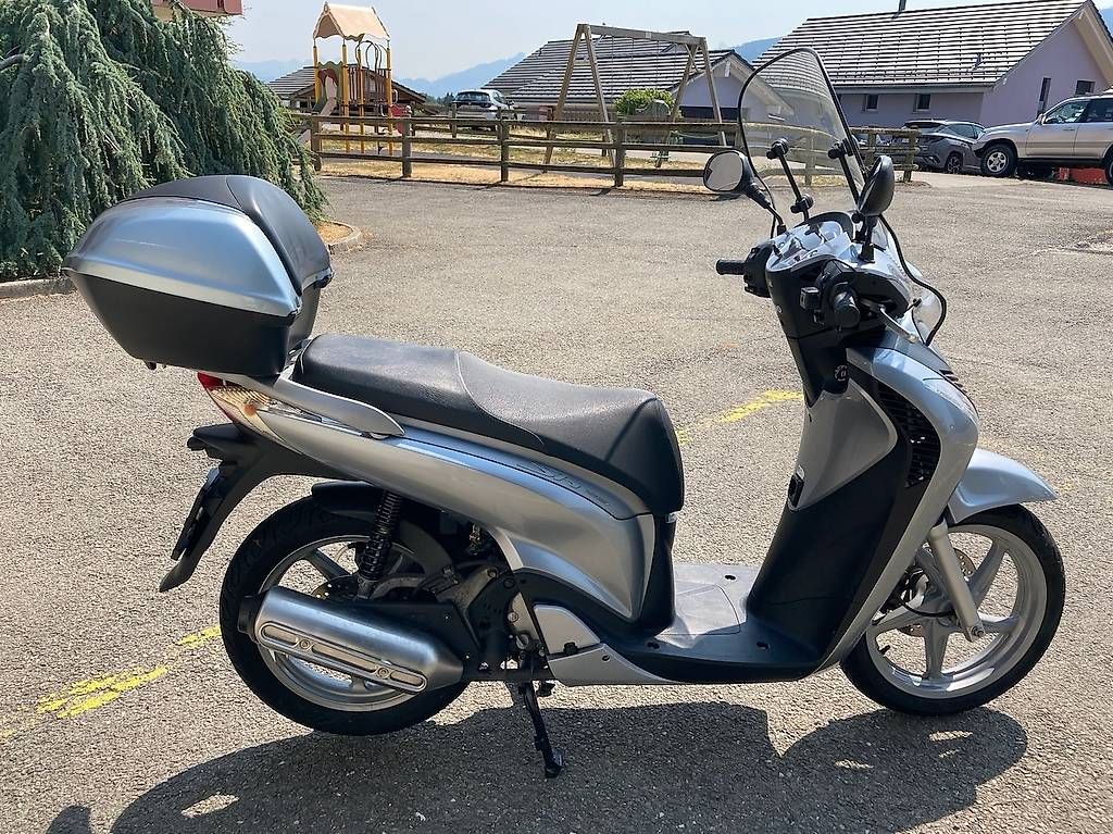 Honda Scooters: Scooter Honda SH 125i – Gebraucht aus Le Crêt-p-Semsales von Mimeliduf