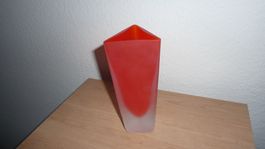 fast neue vase