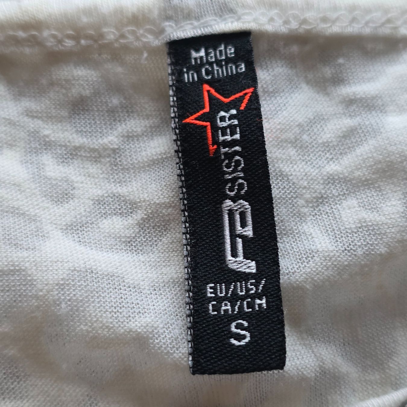 Tops: 🐸 TOP MIT TRANSPARENTEM LEO-MUSTER – Gebraucht aus Môtier (Vully) von Frogs 6