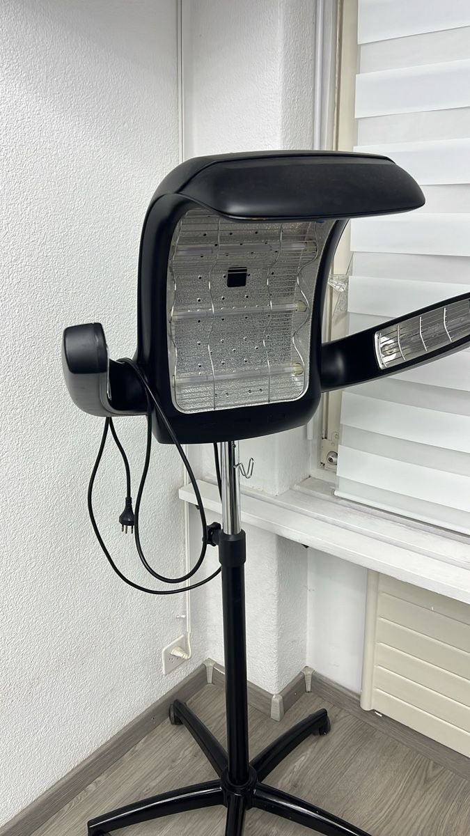 Tutti gli attrezzi: Ganz Neu Coiffeur Tool – Nuovo (secondo la descrizione) da Zürich venduto da Program.