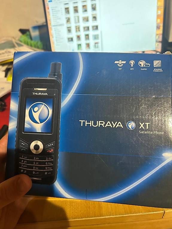 Thuraya Telefoni cellulari / Smartphones: Thuraya XT, téléphone satellite – Nuovo e nell'imballaggio originale da Les Genevez JU venduto da Biremis 1