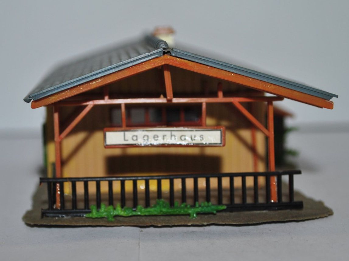 Faller Modelleisenbahnen: Faller Lagerhaus (PDB137) – Gebraucht aus Aarwangen von Bahnsupport 3