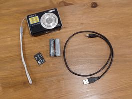 Digitalkamera Sony Cyber-shot 10.1 MP DSC-S930, 2 
