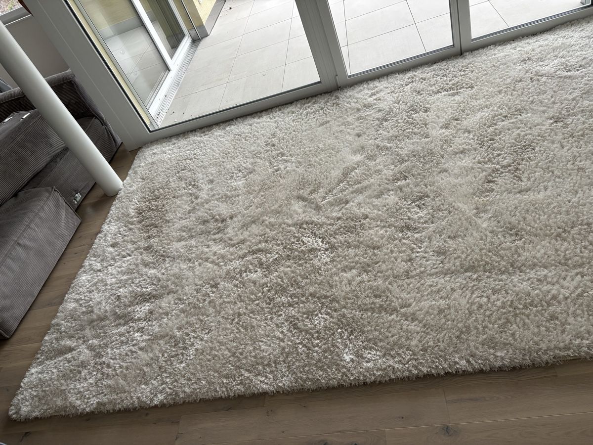 Tappeti: Hochflor Teppich 240x360cm Weiss  – Usato da Lömmenschwil venduto da tmr_xx 1